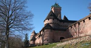 Château du Haut-Koenigsbourg en Alsace (château fort du XIIe siècle)